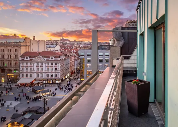 Vn3 Terraces Suites By Adrez Prag
